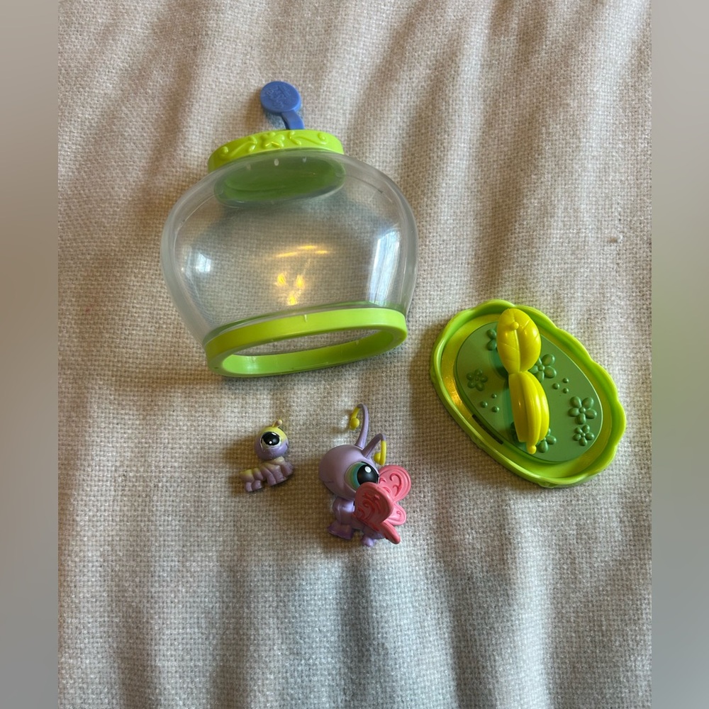 Littlest Pet shop portable pets bug jar